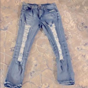 Men’s distressed jeans
